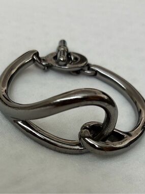 Vintage AGATHA Interlocking Sculptural Dark Silver-tone Toggle Bracelet